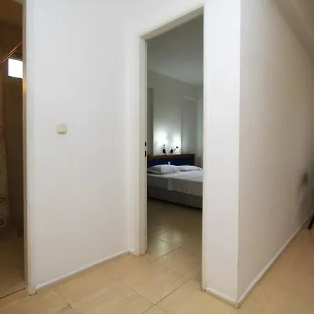 Koz Marigold Aparthotel 2*