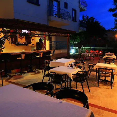 Koz Marigold Aparthotel 2*